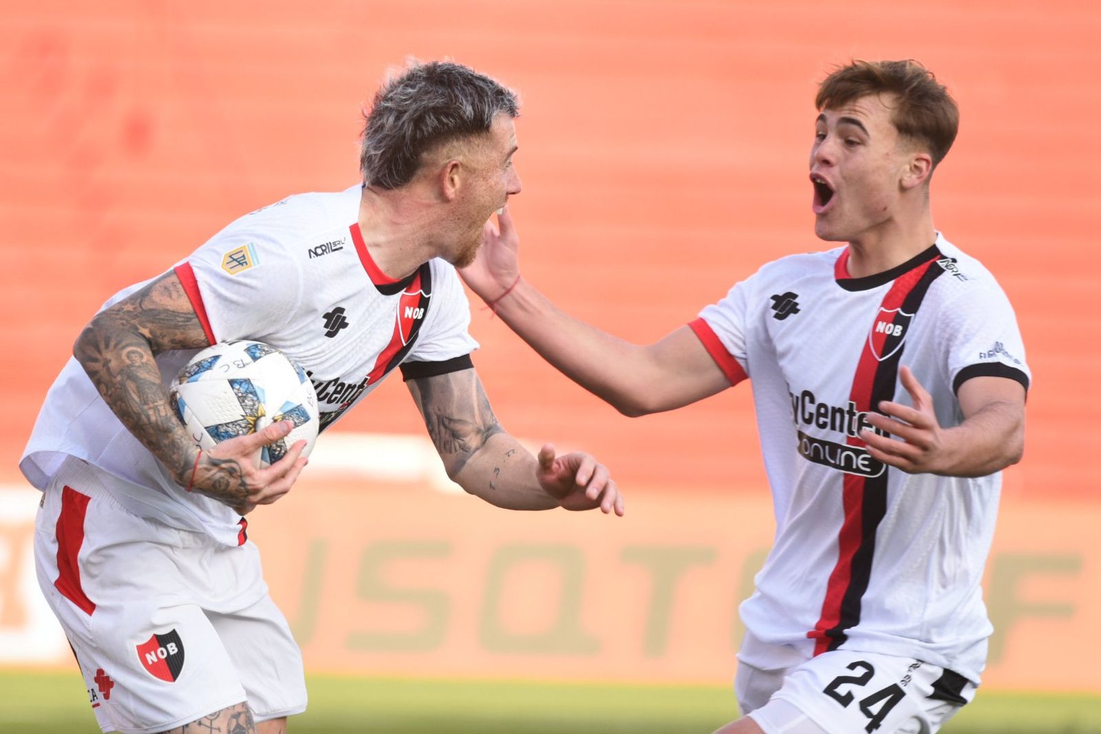 Orgullo funense: Mateo Silvetti hizo su debut en la primera de Newell’s